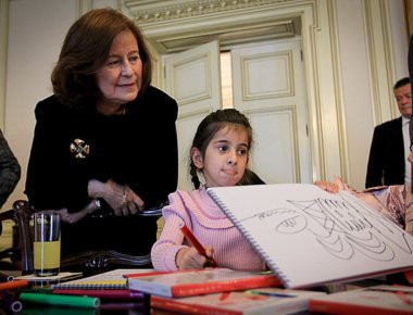 Σύζυγος Λ.Παπαδήμου: «Έμαθα για την επίθεση από το γραφείο του - Ήταν μεγάλο σοκ» (βίντεο)